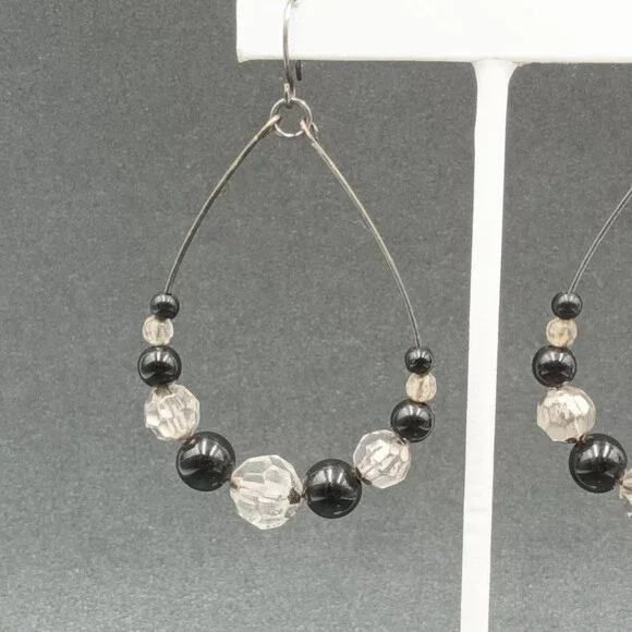 Pierced Earrings Gun Metal Gray Teardrop Wire Loop Acrylic Beaded Dangle 2" - Picture 3 of 10